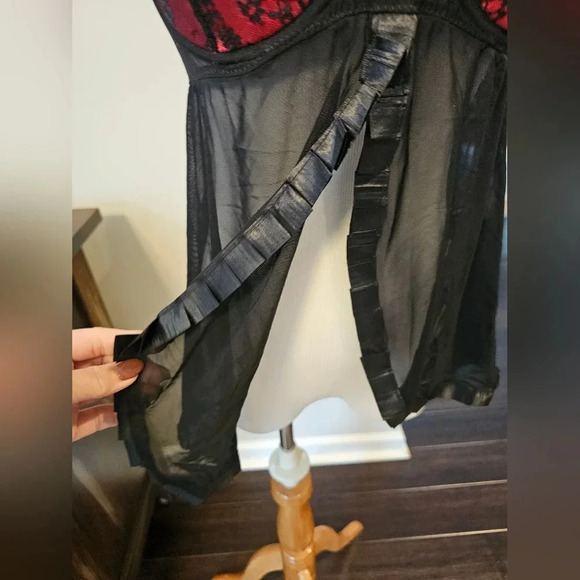 Fredericks of Hollywood Size Large Black Red Sexy Lingerie Top Open Front NewTag - Picture 5 of 9